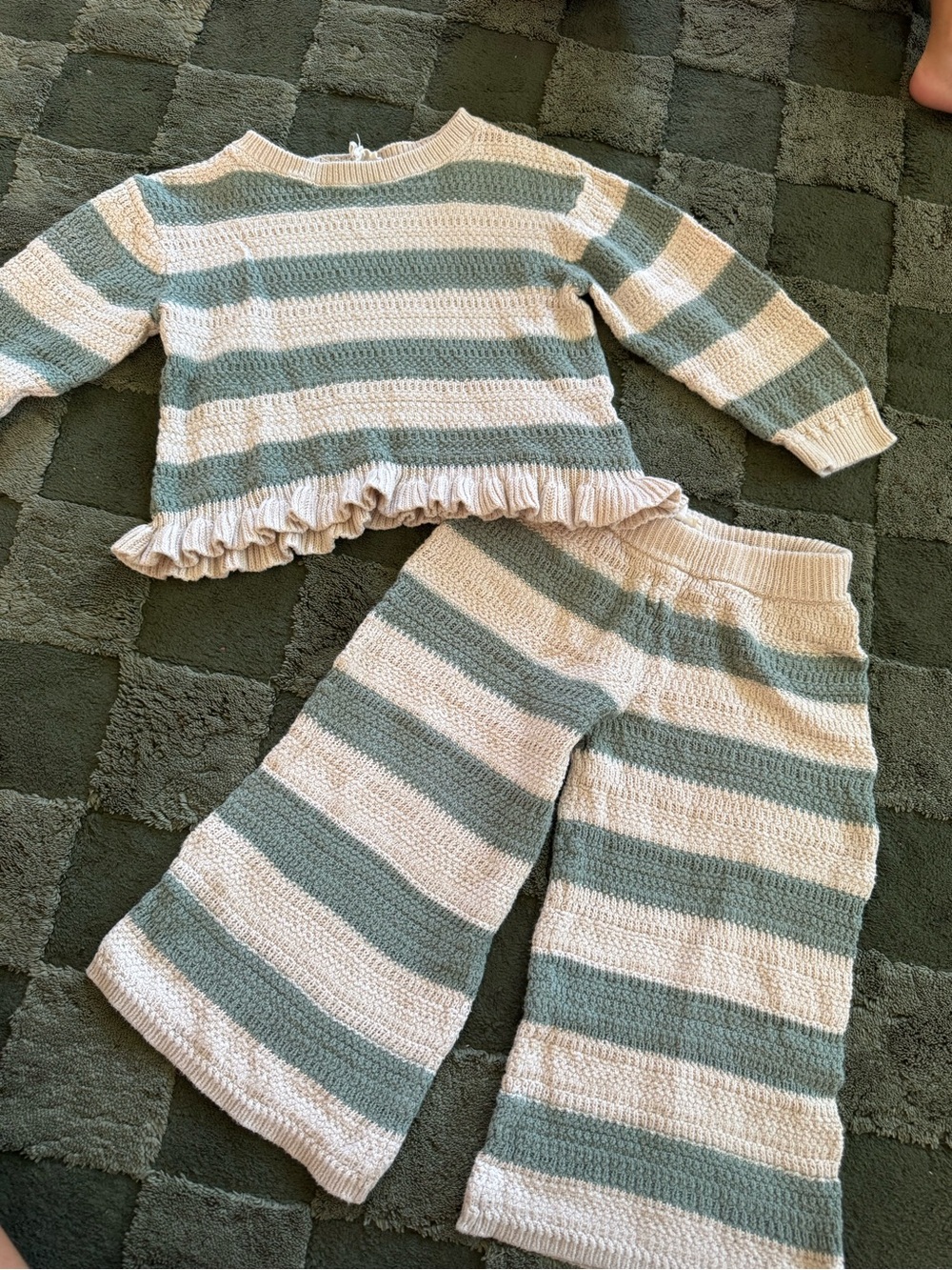 Jessica Simpson Striped Knit Pajama Set - Sage & Cream